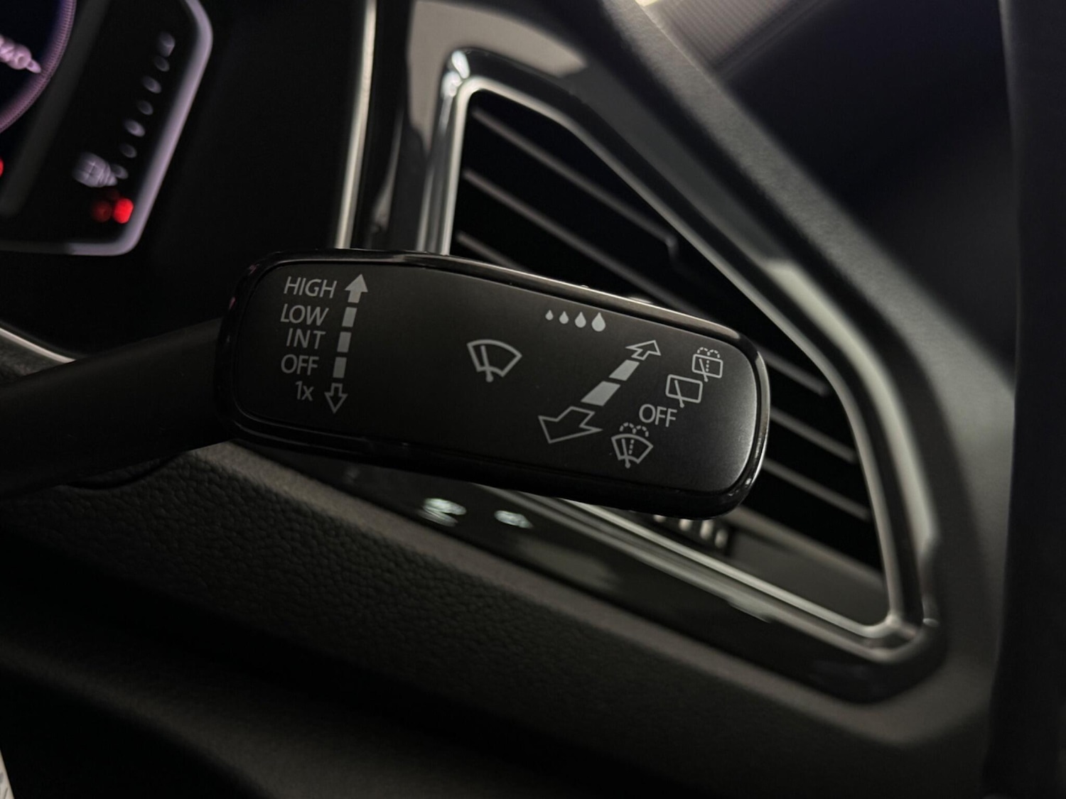 Used Volkswagen T-Roc 2018 for sale - 77412507: Photo 20