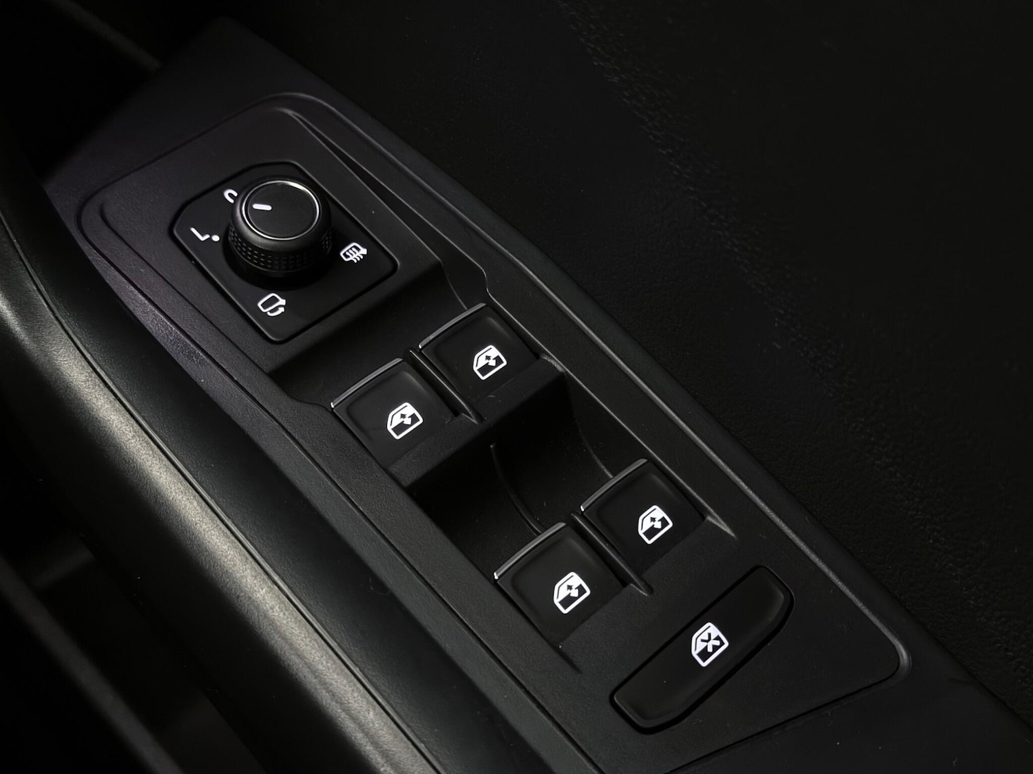 Used Volkswagen T-Roc 2018 for sale - 77412507: Photo 22