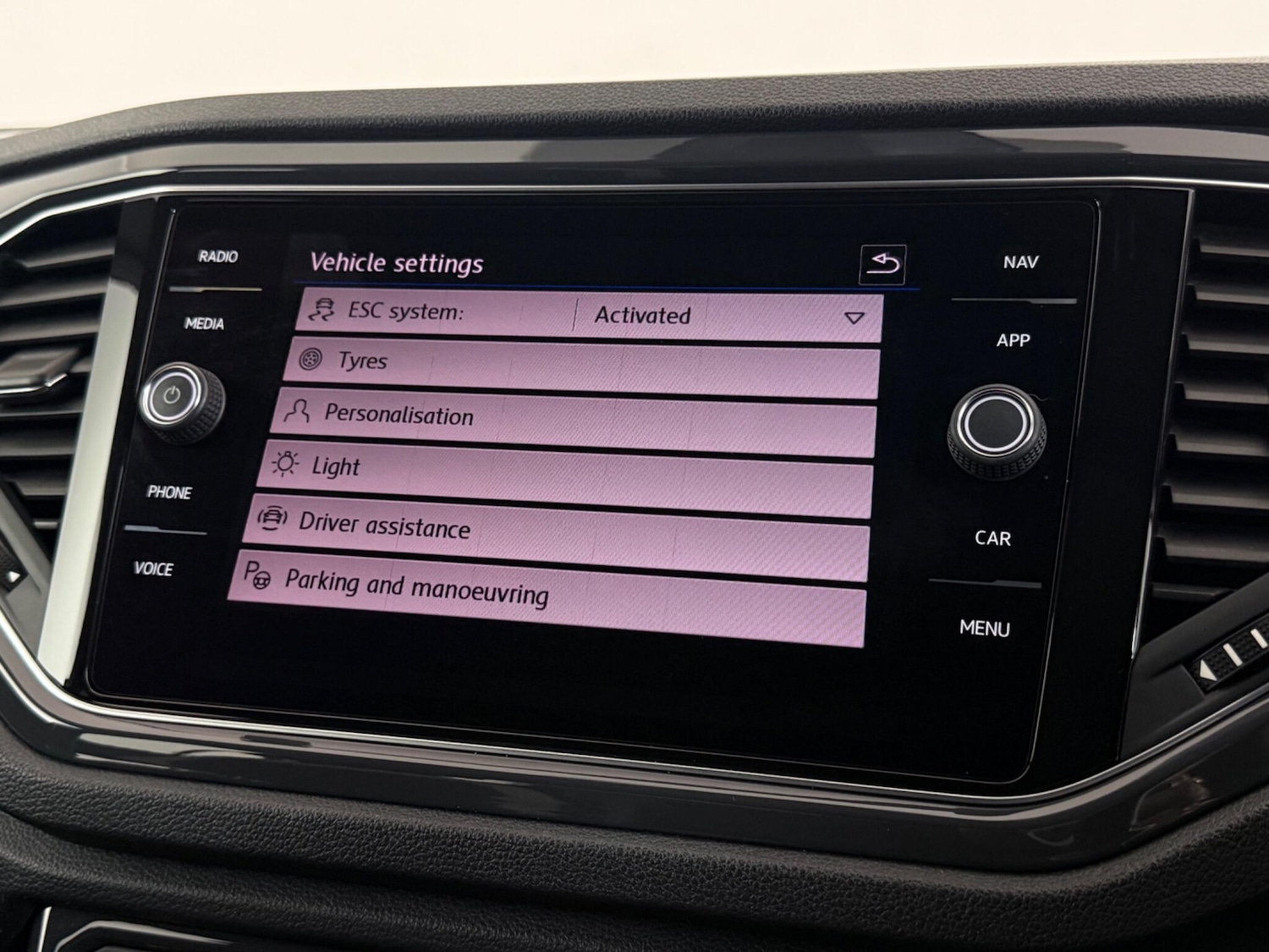 Used Volkswagen T-Roc 2018 for sale - 77412507: Photo 24