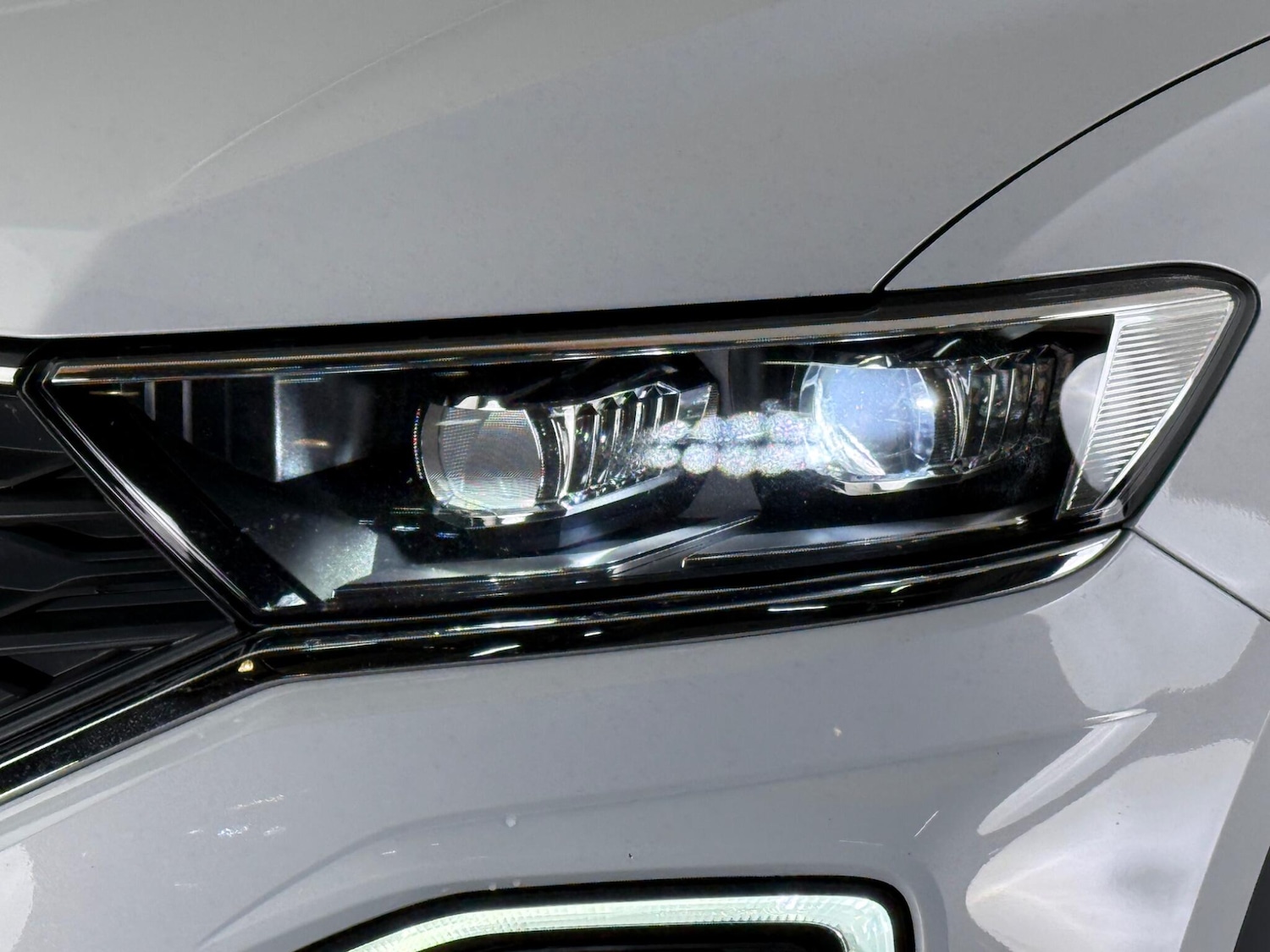 Used Volkswagen T-Roc 2018 for sale - 77412507: Photo 6