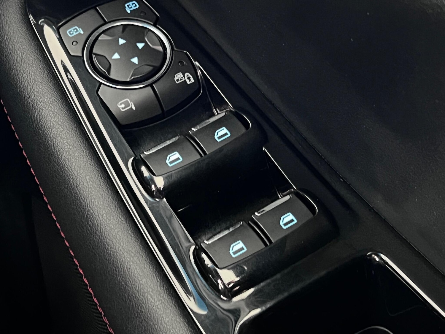 Used Ford Edge 2019 for sale - 77260464: Photo 37