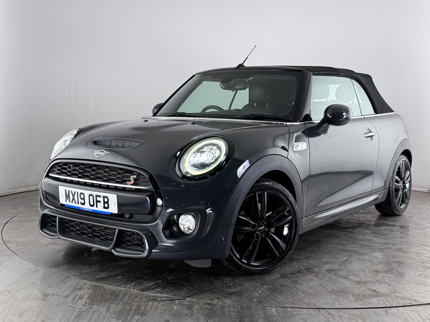 Used MINI Convertible 2019 for sale - 77260553: Photo 36