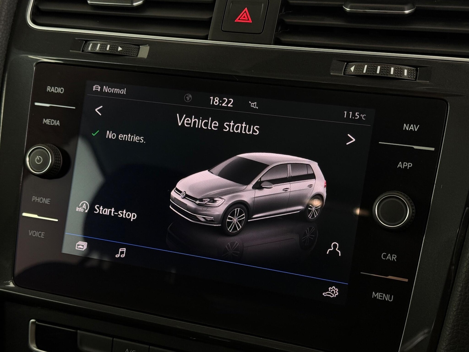 Used Volkswagen Golf 2018 for sale - 77260568: Photo 23