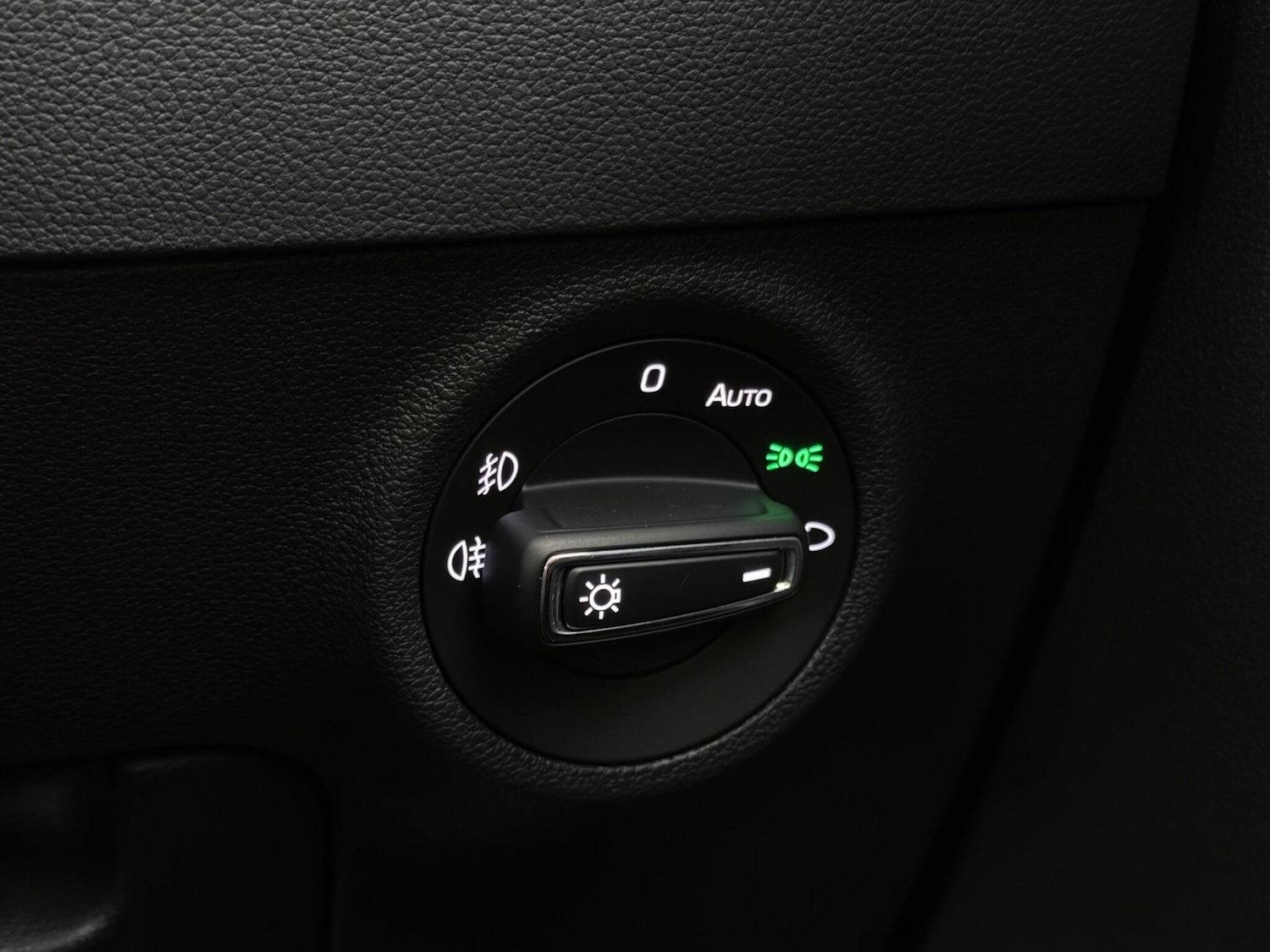 Used Skoda Karoq 2022 for sale - 77182862: Photo 17