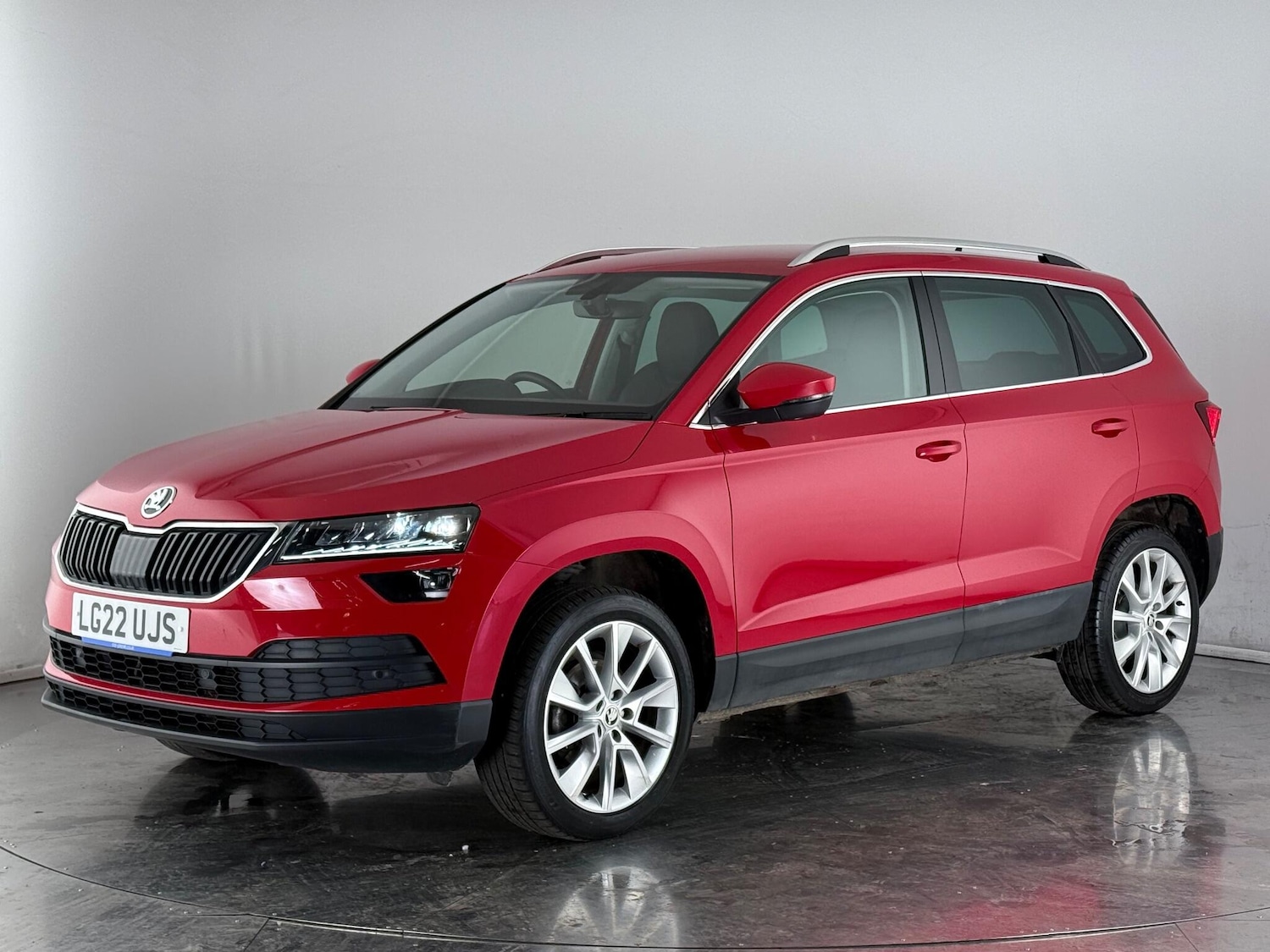 Used Skoda Karoq 2022 for sale - 77182862: Photo 2