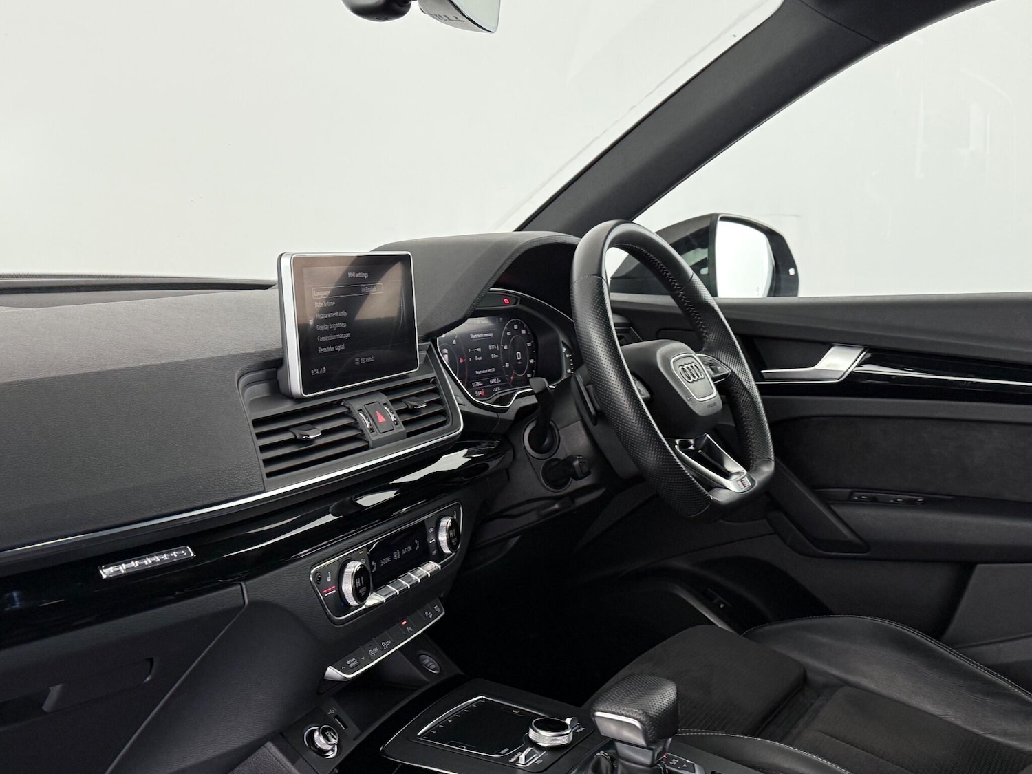 Used Audi Q5 2019 for sale - 76467139: Photo 17