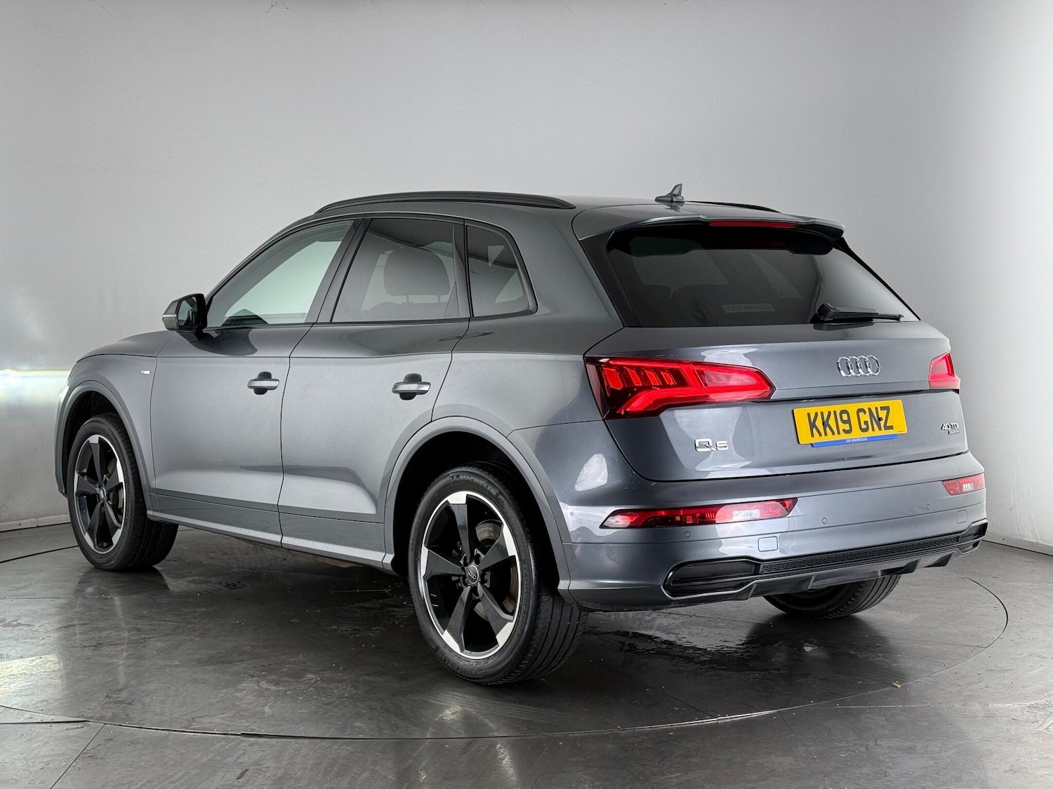 Used Audi Q5 2019 for sale - 76467139: Photo 4