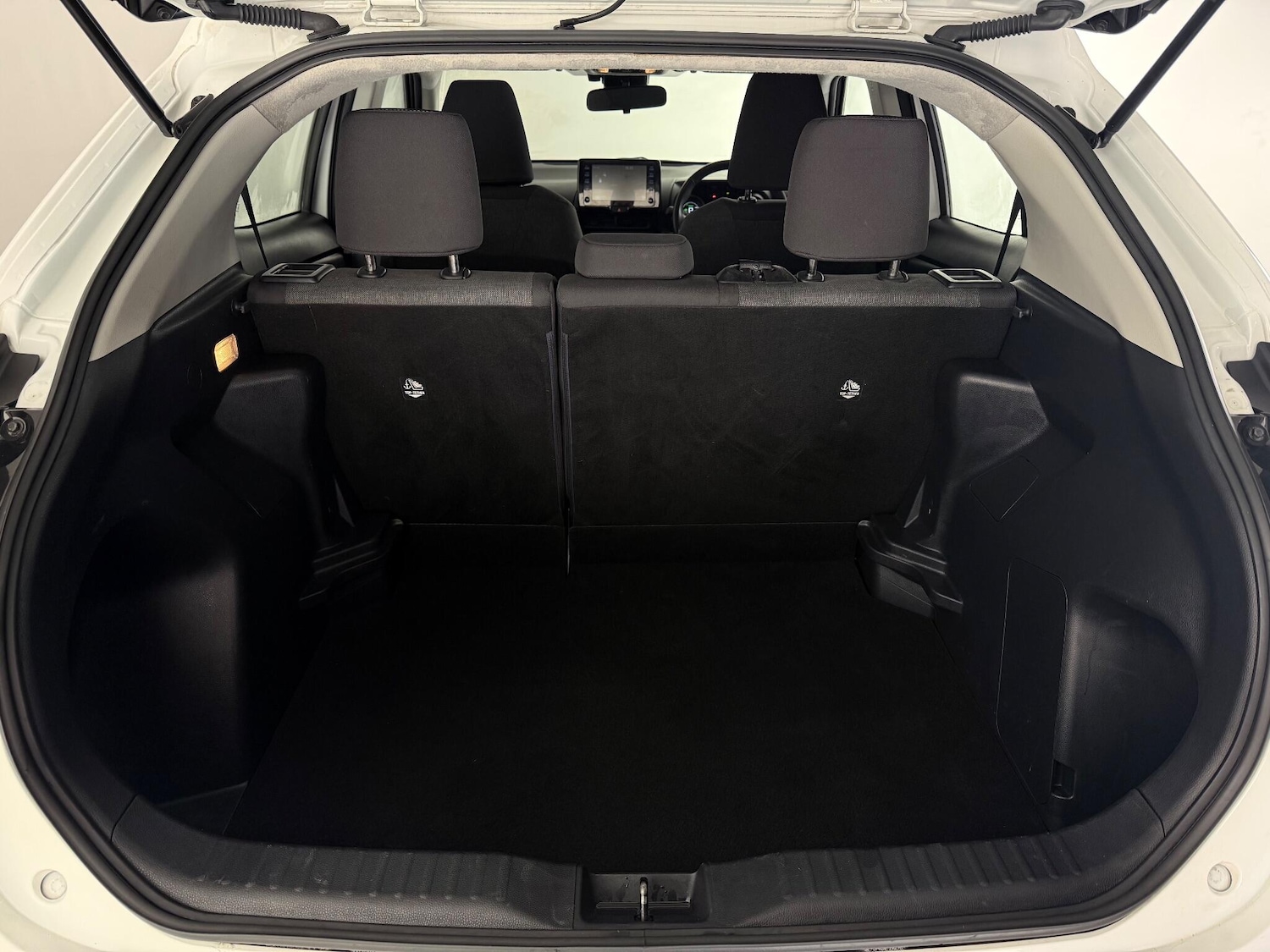 Used Toyota Yaris Cross 2023 for sale - 77246026: Photo 10