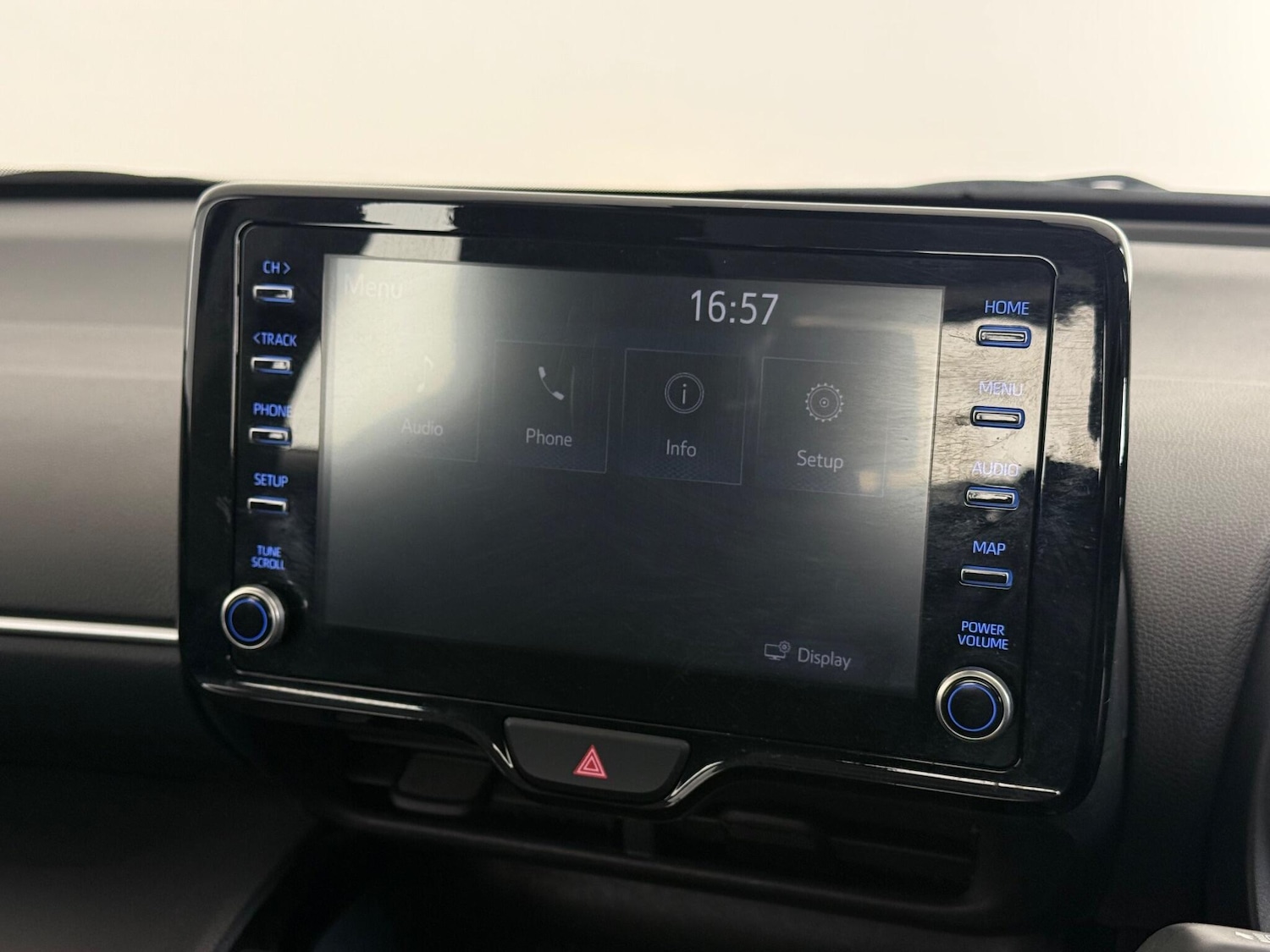 Used Toyota Yaris Cross 2023 for sale - 77246026: Photo 26