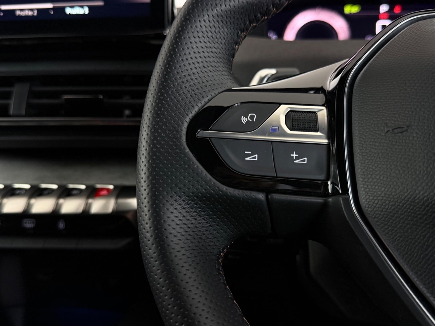 Used Peugeot 3008 2023 for sale - 76467107: Photo 22