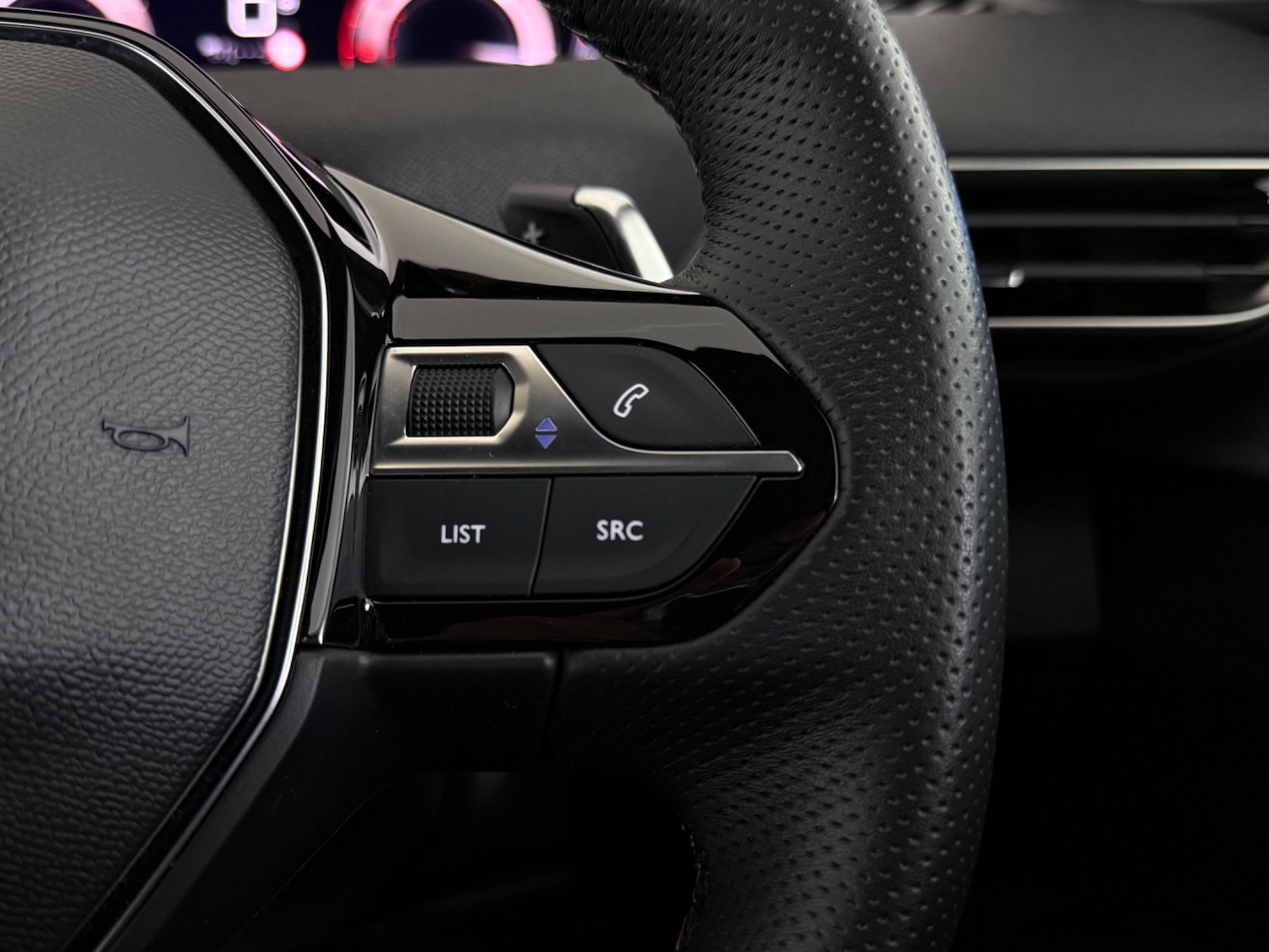 Used Peugeot 3008 2023 for sale - 76467107: Photo 23