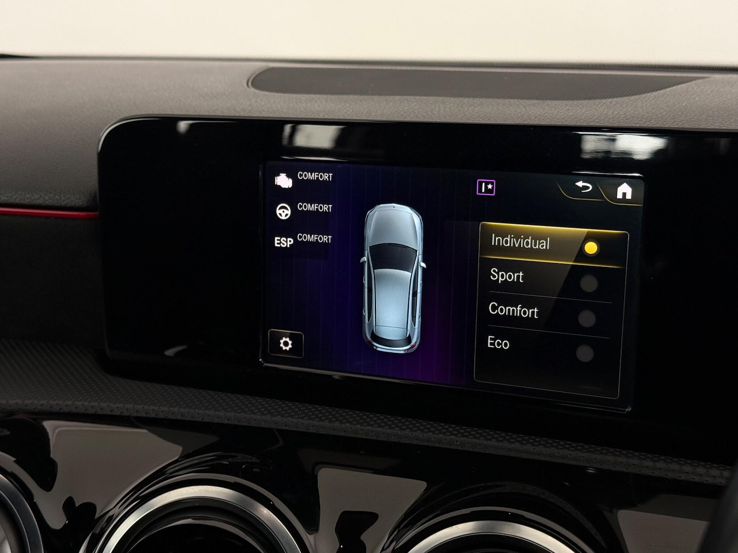 Used Mercedes-Benz A-Class 2018 for sale - 77222572: Photo 24