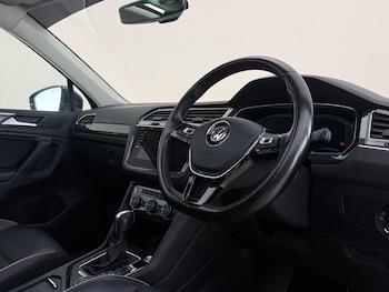 Used Volkswagen Tiguan 2019 for sale - 78867100: Photo
