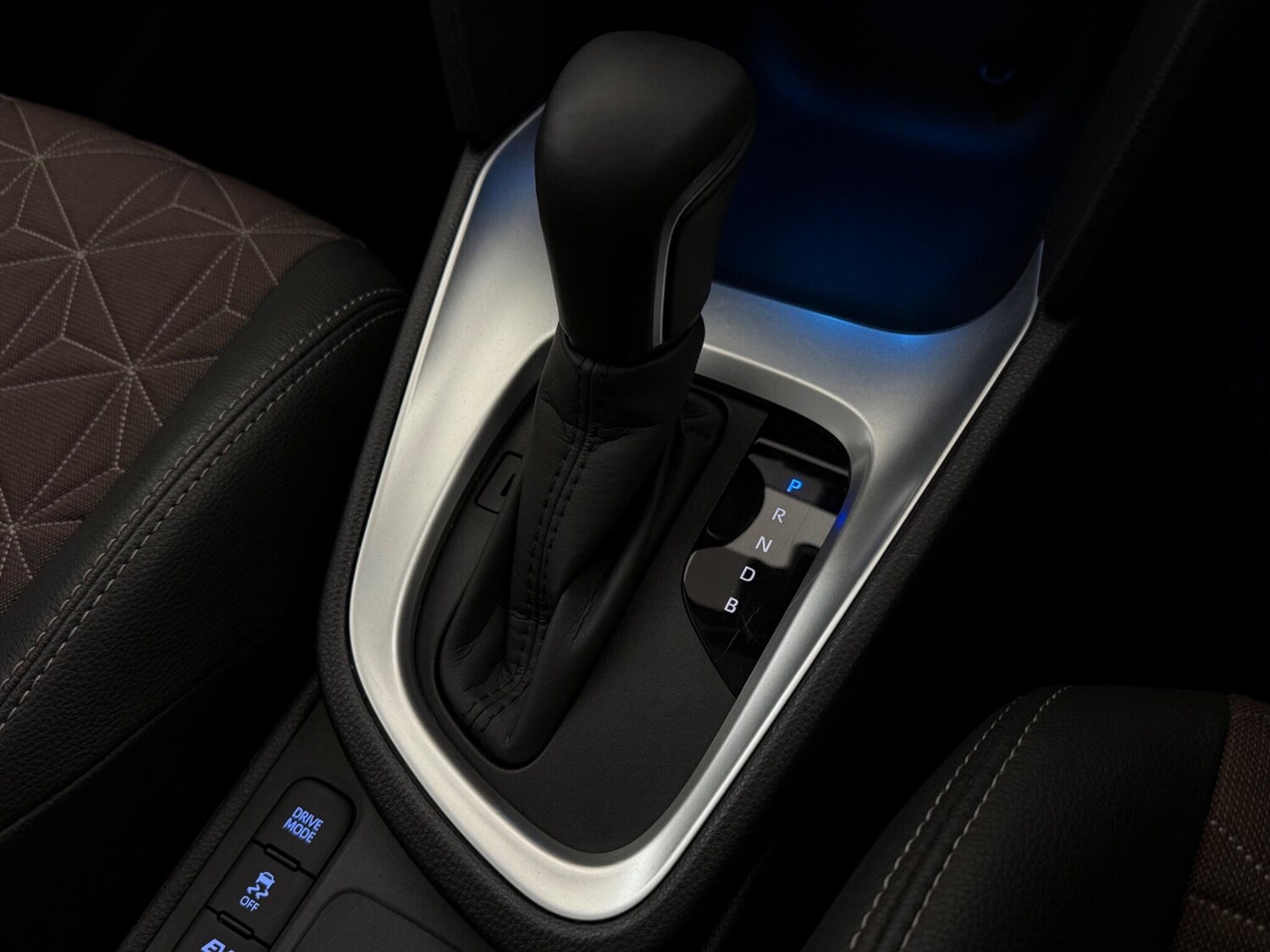 Used Toyota Yaris Cross 2023 for sale - 77672083: Photo 30