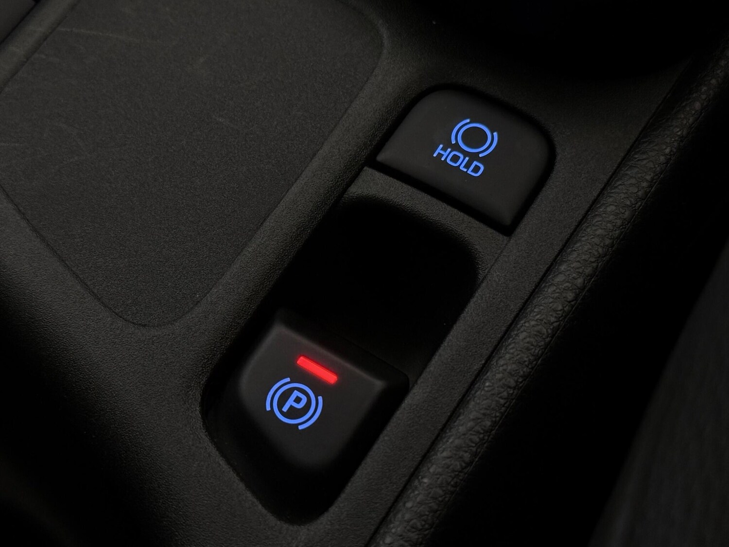 Used Toyota Yaris Cross 2023 for sale - 77672083: Photo 32