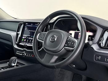 Used Volvo XC60 2022 for sale - 79337875: Photo