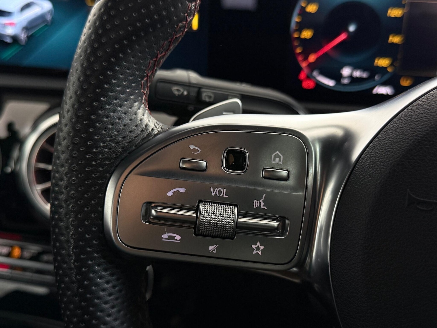 Used Mercedes-Benz A-Class 2018 for sale - 77183031: Photo 17