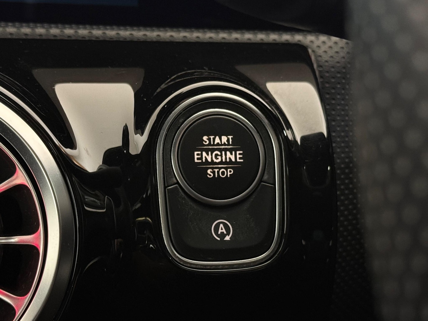 Used Mercedes-Benz A-Class 2018 for sale - 77183031: Photo 23