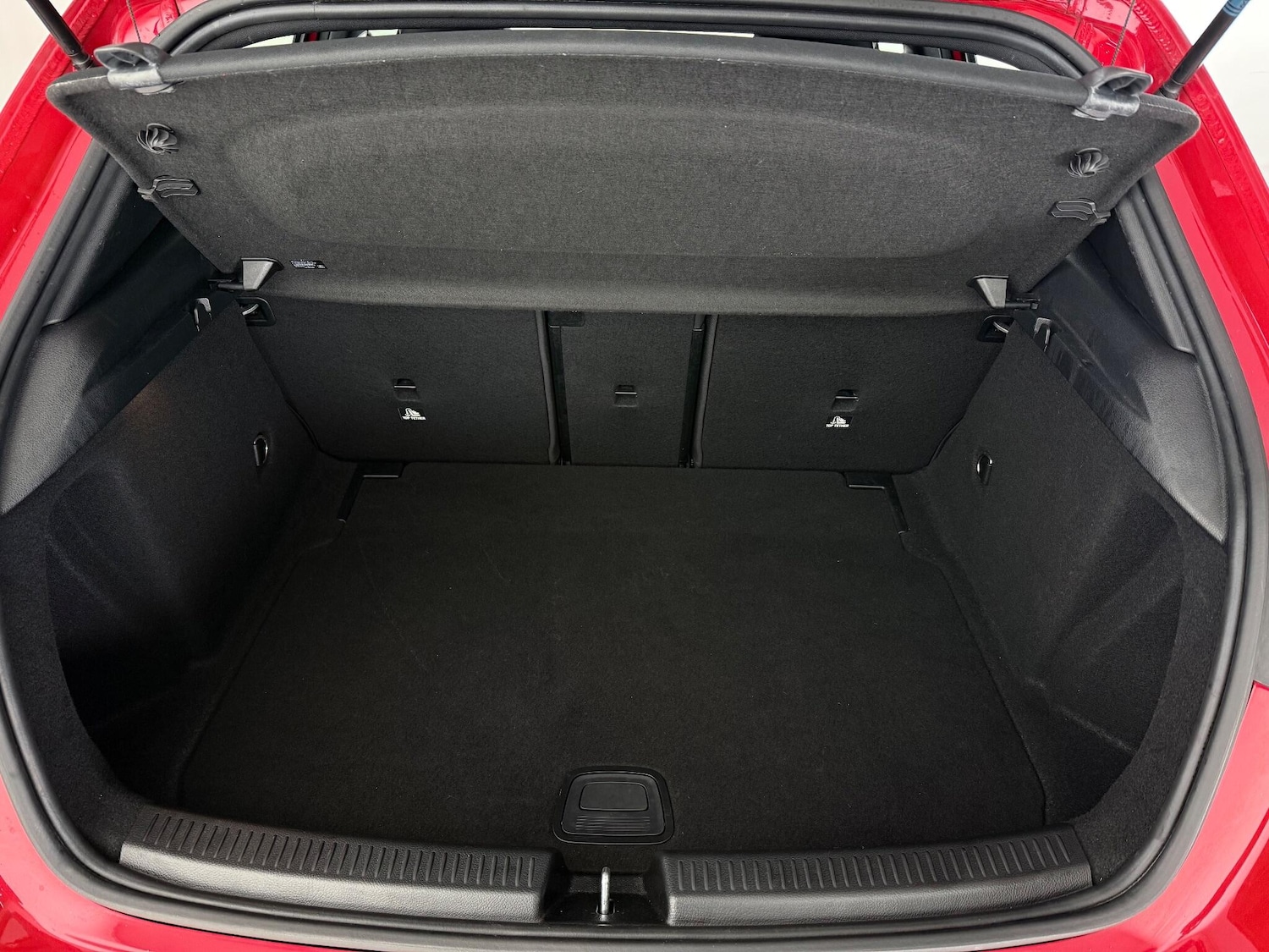 Used Mercedes-Benz A-Class 2018 for sale - 77183031: Photo 9