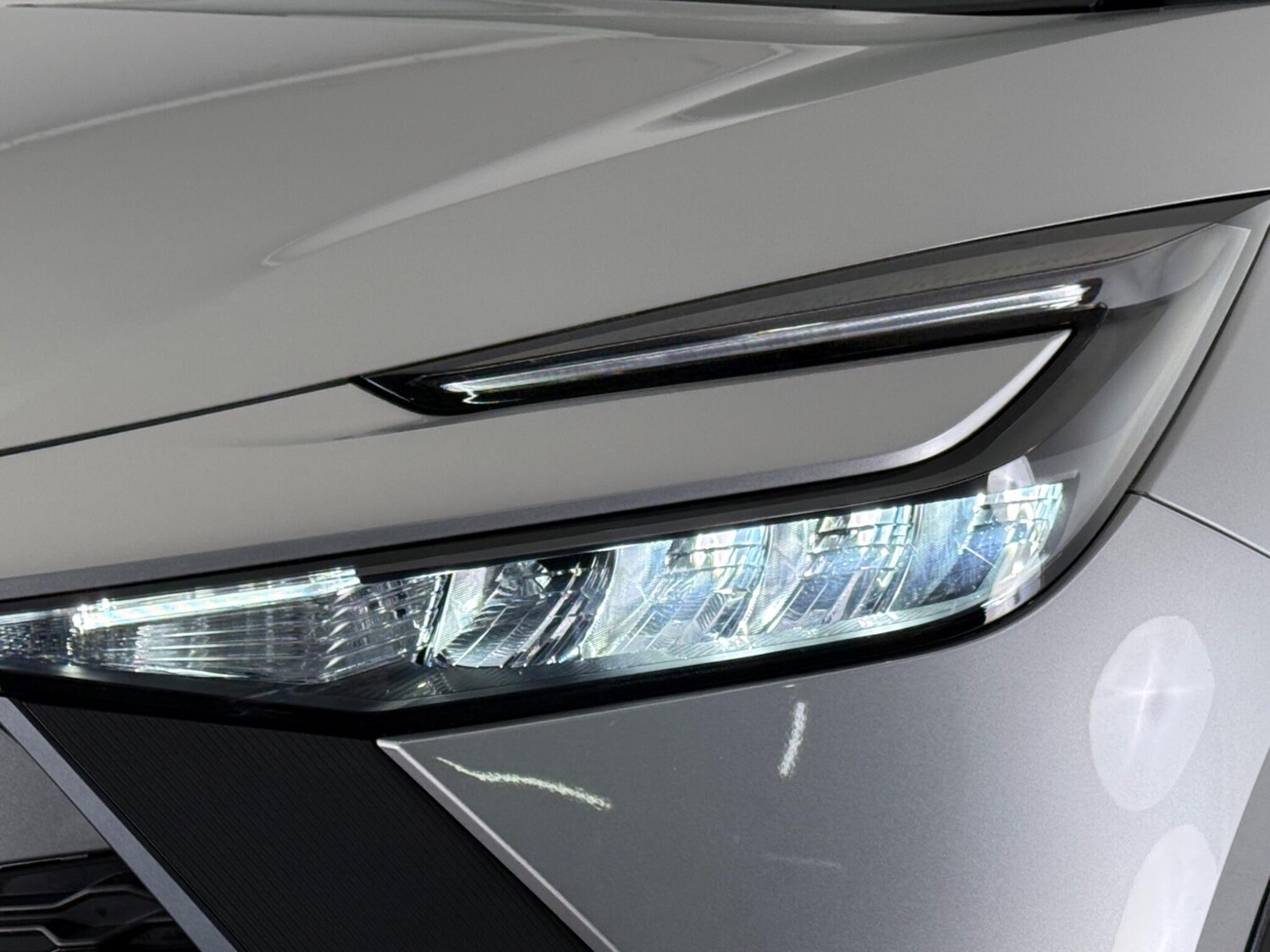 Used Toyota C-HR 2024 for sale - 77672113: Photo 7