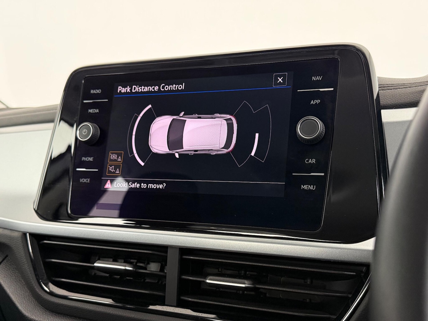 Used Volkswagen T-Roc 2022 for sale - 77246814: Photo 32