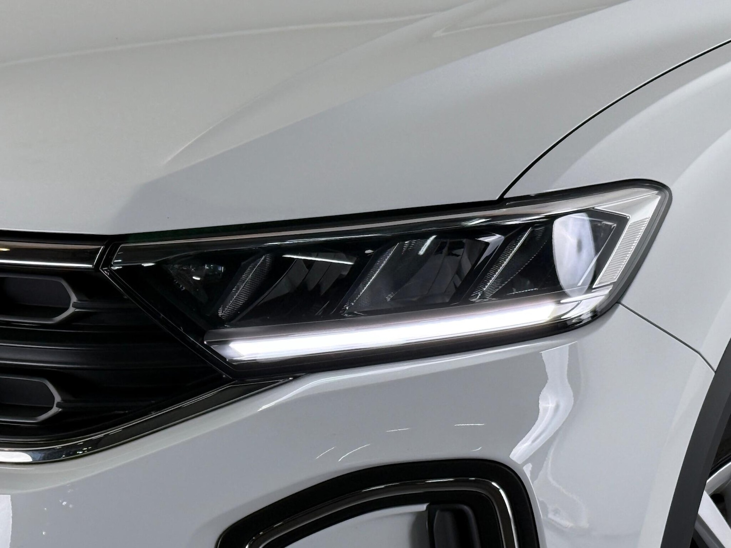 Used Volkswagen T-Roc 2022 for sale - 77246814: Photo 6