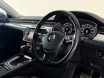 Used Volkswagen Arteon 2019 for sale - 79602380: Photo
