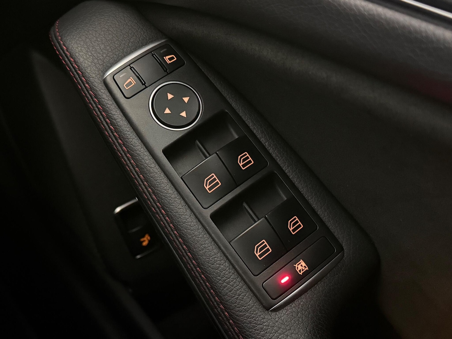 Used Mercedes-Benz GLA 2018 for sale - 77060298: Photo 37