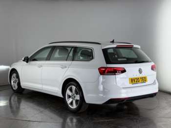 Used Volkswagen Passat 2020 for sale - 75104459: Photo