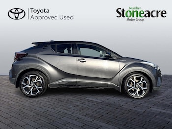 Used Toyota C-HR 2017 for sale - 76527838: Photo