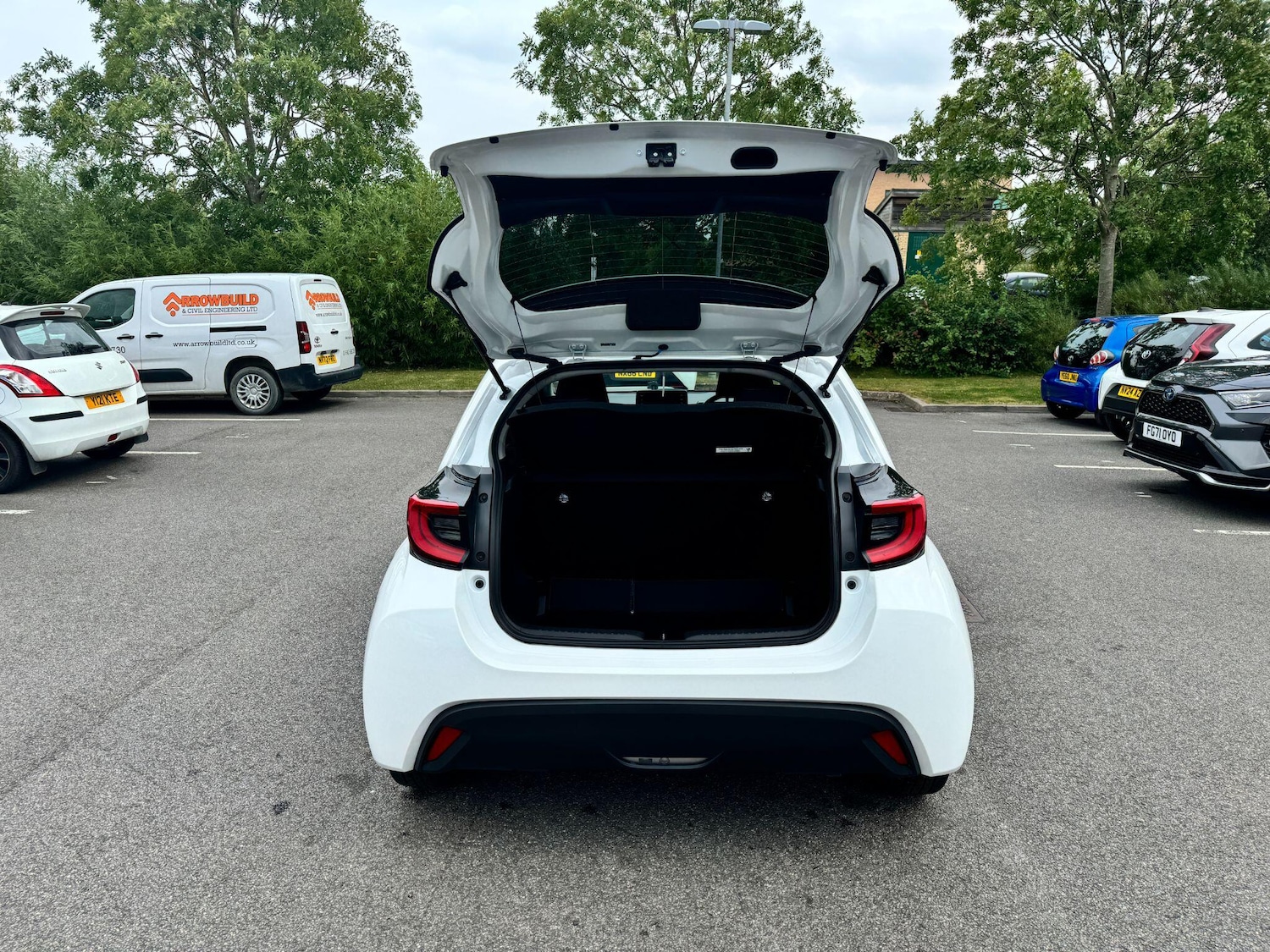 Used Toyota Yaris 2021 for sale - 76952707: Photo 10