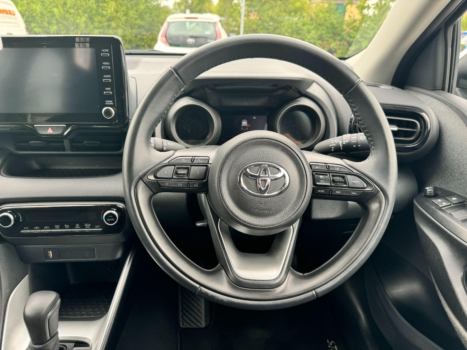 Used Toyota Yaris 2021 for sale - 76952707: Photo 17