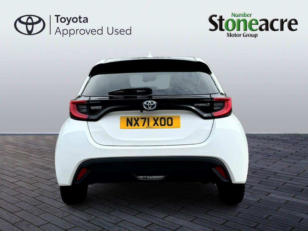 Used Toyota Yaris 2021 for sale - 76952707: Photo 4