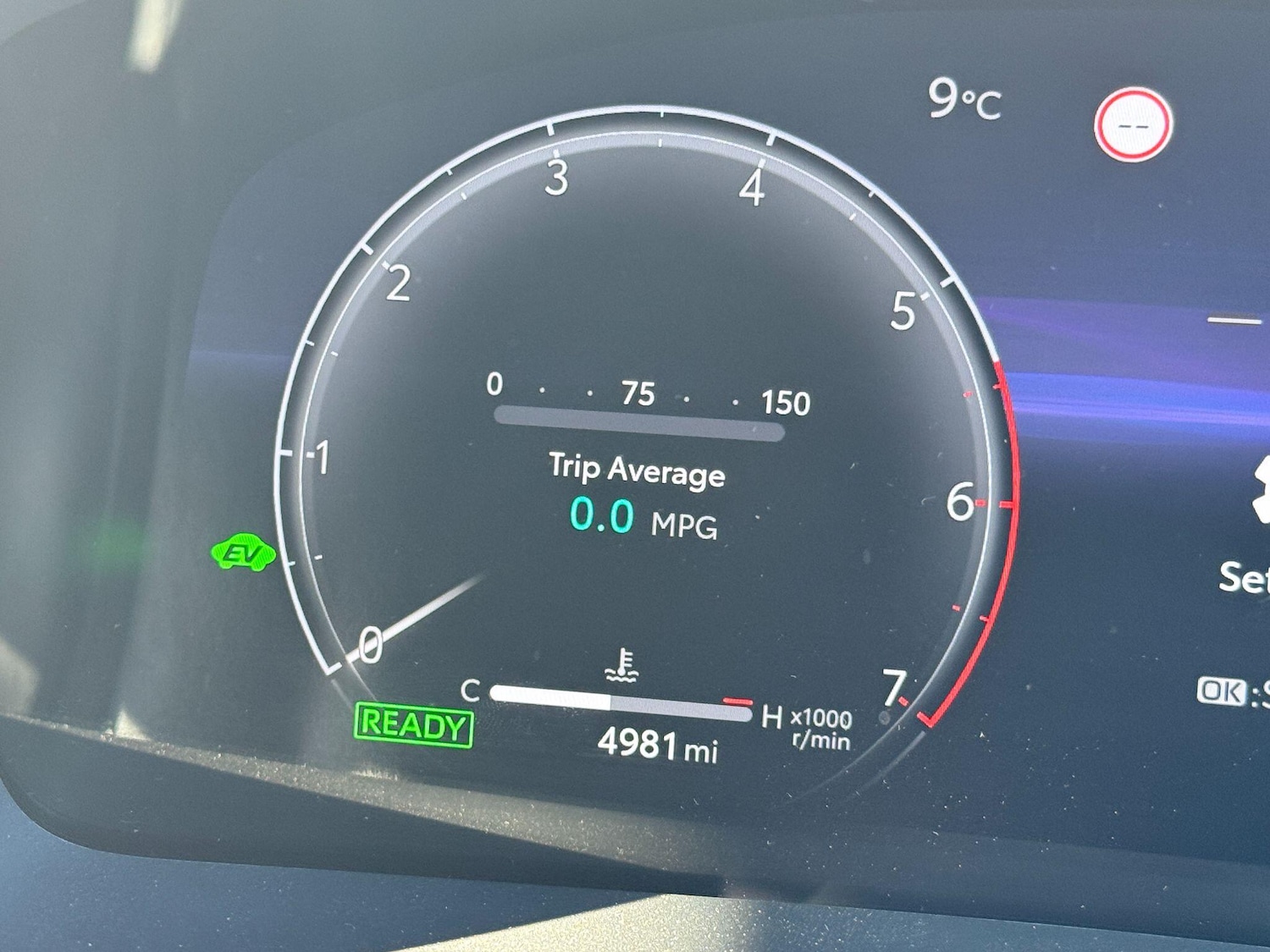 Used Toyota C-HR 2024 for sale - 77331228: Photo 18