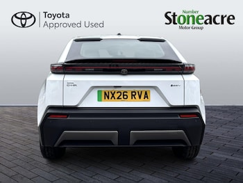 Used Toyota C-HR 2026 for sale - 79388777: Photo