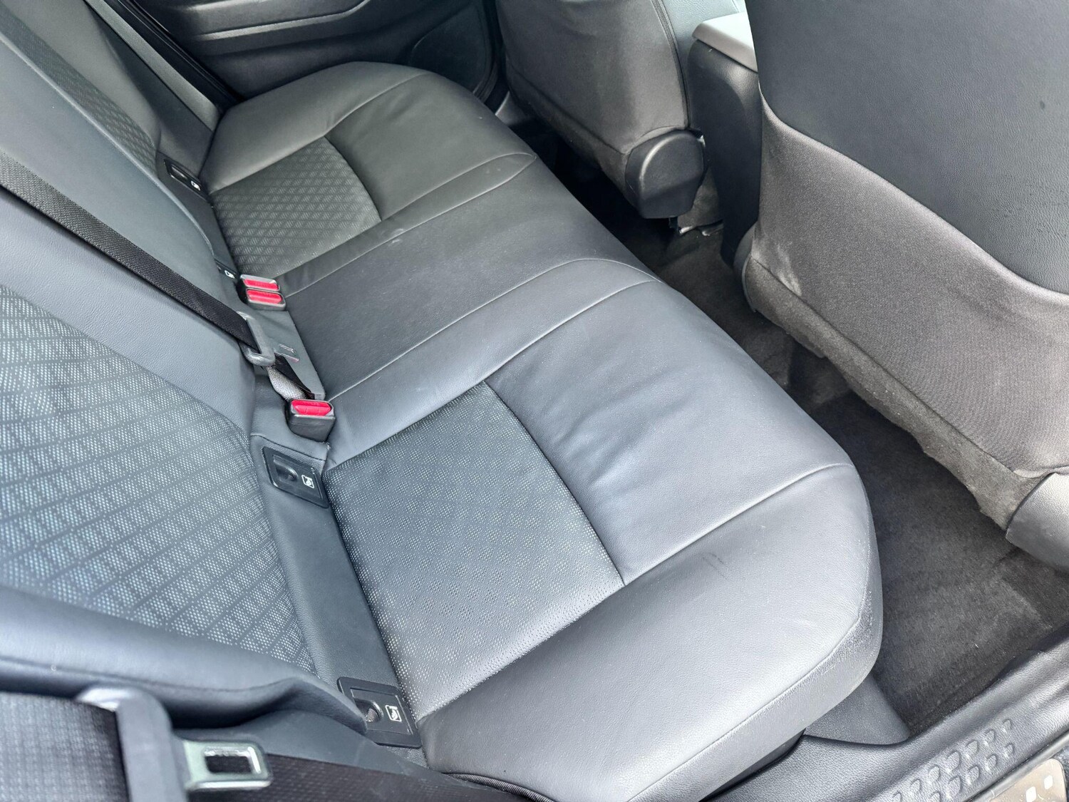 Used Toyota C-HR 2023 for sale - 76591985: Photo 12