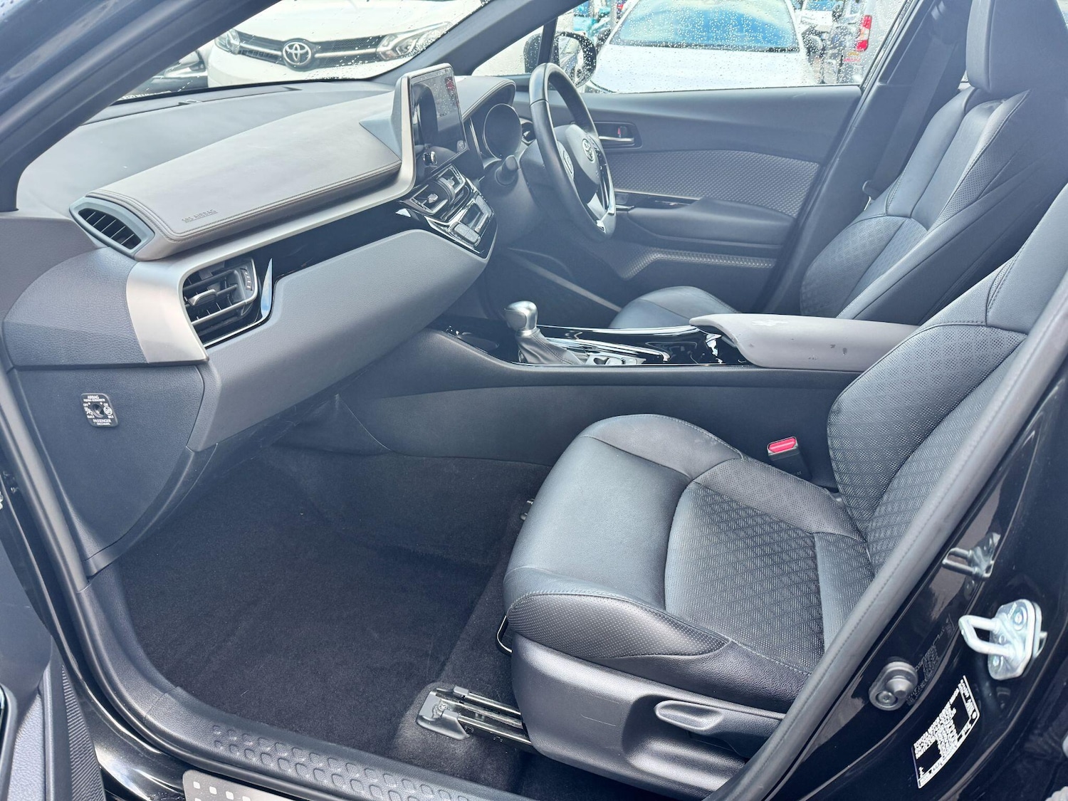 Used Toyota C-HR 2023 for sale - 76591985: Photo 14