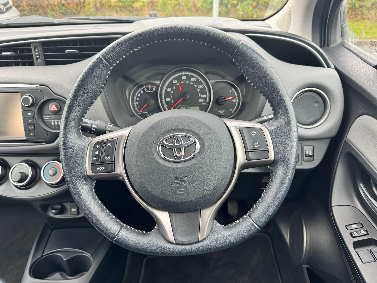 Used Toyota Yaris 2015 for sale - 76781214: Photo 17