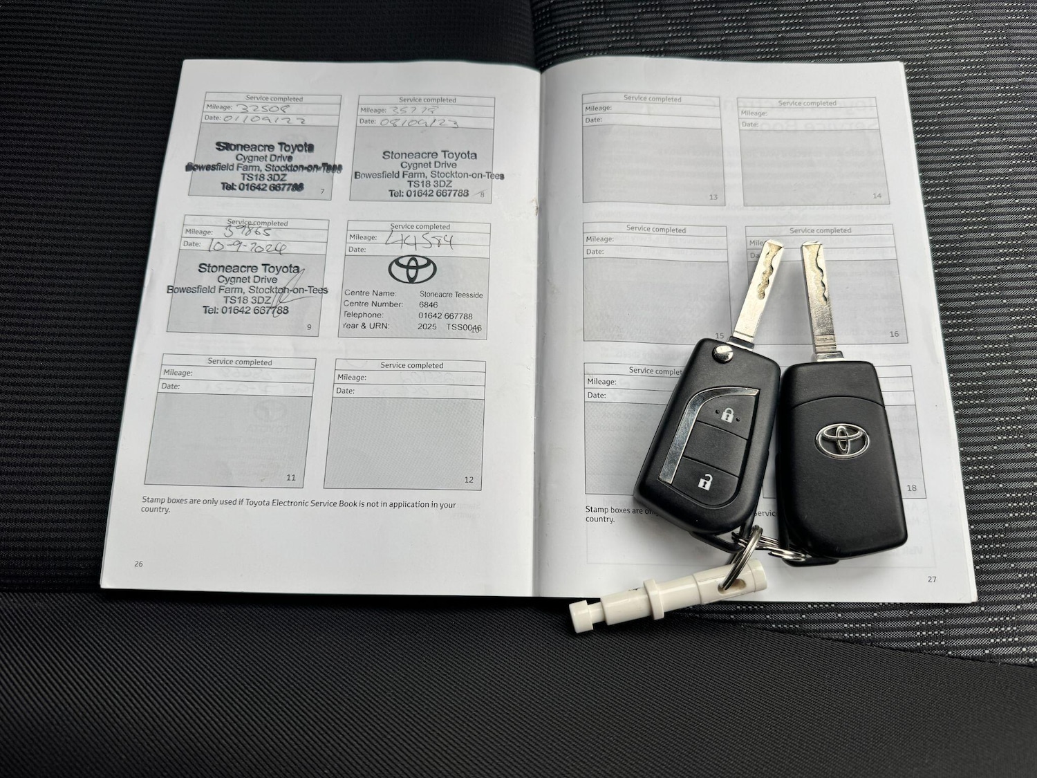 Used Toyota Yaris 2015 for sale - 76781214: Photo 20