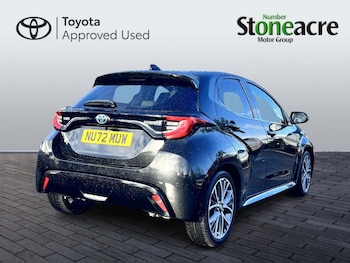 Used Toyota Yaris 2022 for sale - 76592957: Photo