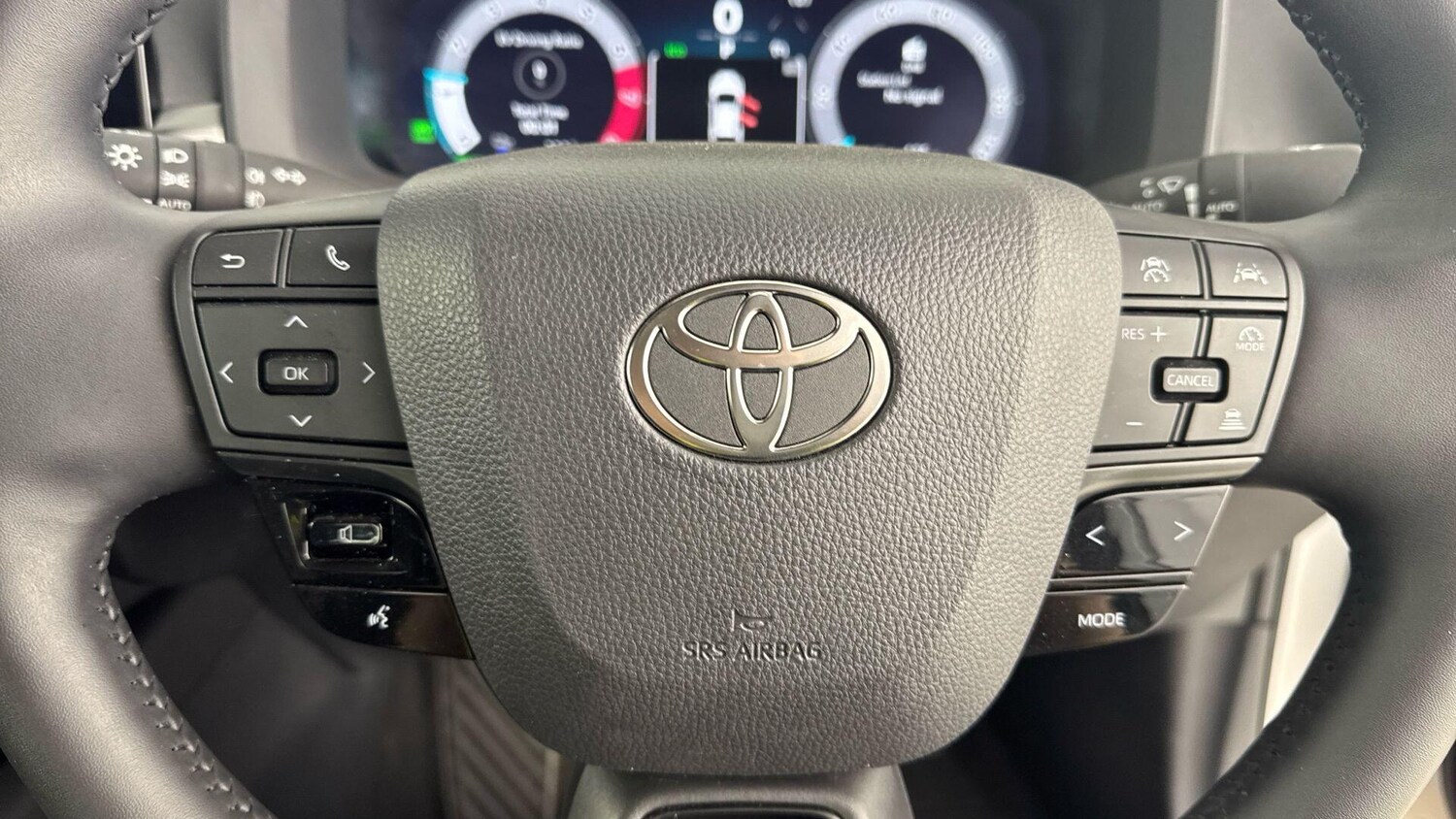 Used Toyota C-HR 2024 for sale - 77456173: Photo 14