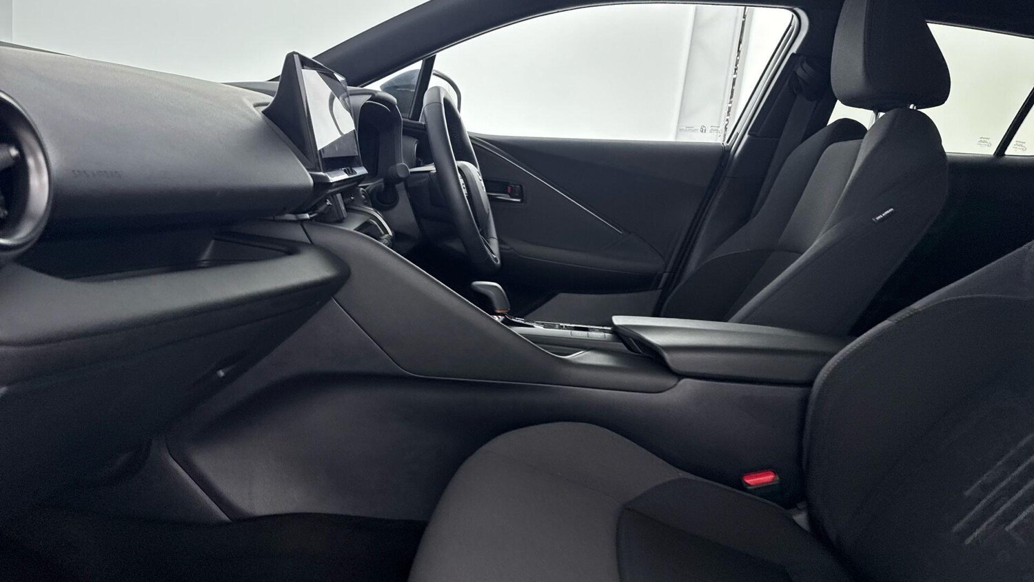 Used Toyota C-HR 2024 for sale - 77456173: Photo 16