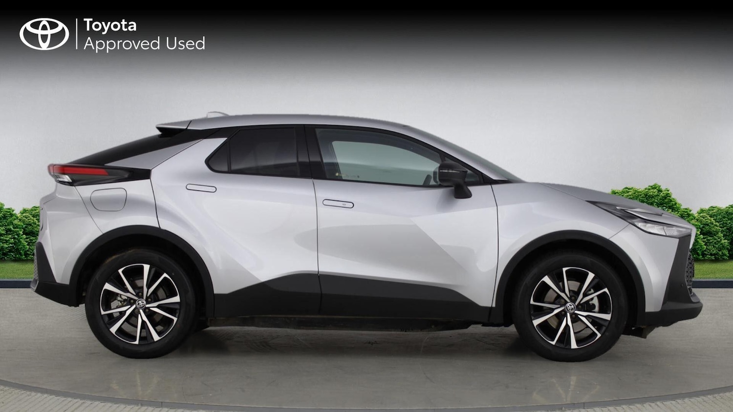 Used Toyota C-HR 2024 for sale - 77456173: Photo 2