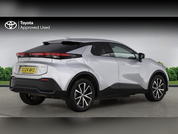 Used Toyota C-HR 2024 for sale - 77456173: Photo