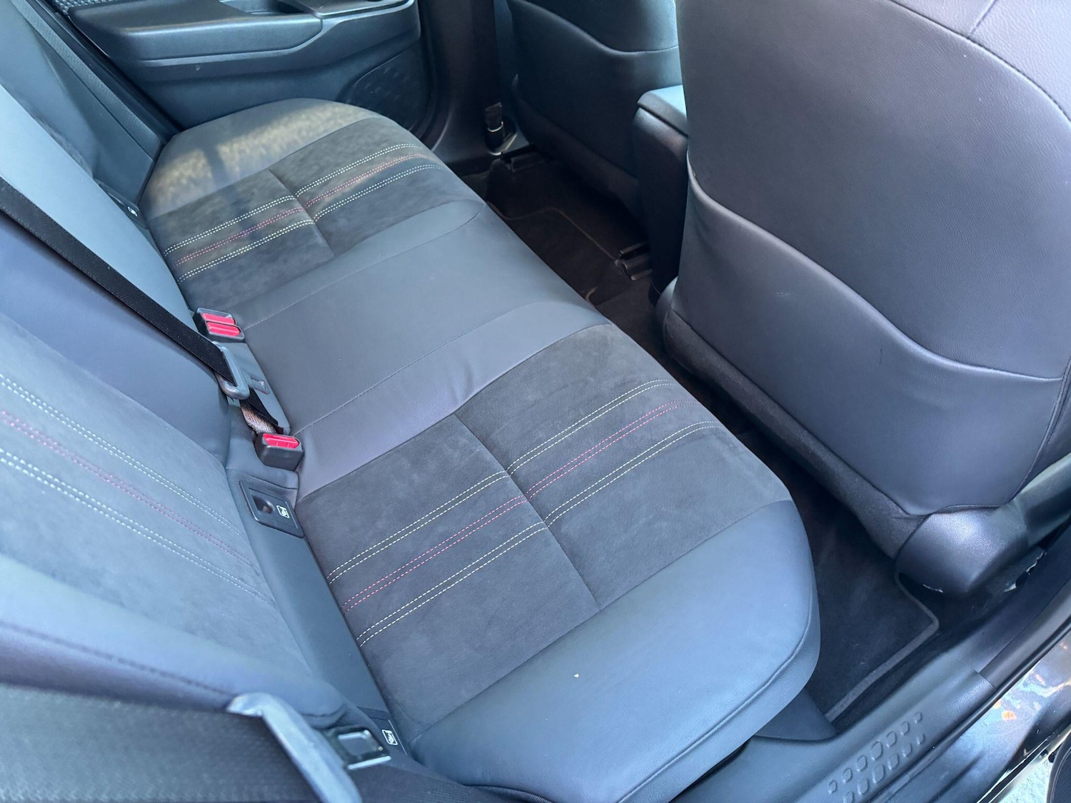 Used Toyota C-HR 2023 for sale - 77060366: Photo 12