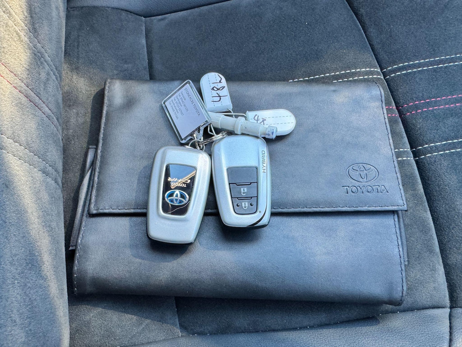 Used Toyota C-HR 2023 for sale - 77060366: Photo 20