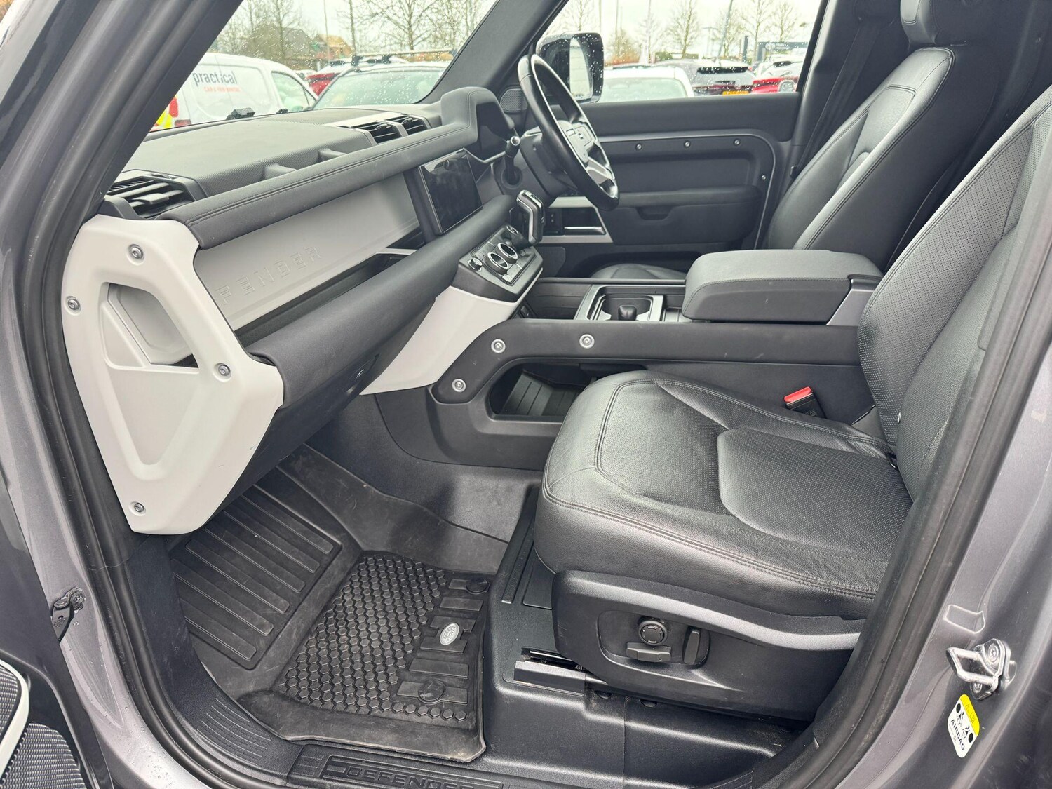 Used Land Rover Defender 110 2022 for sale - 76765269: Photo 14