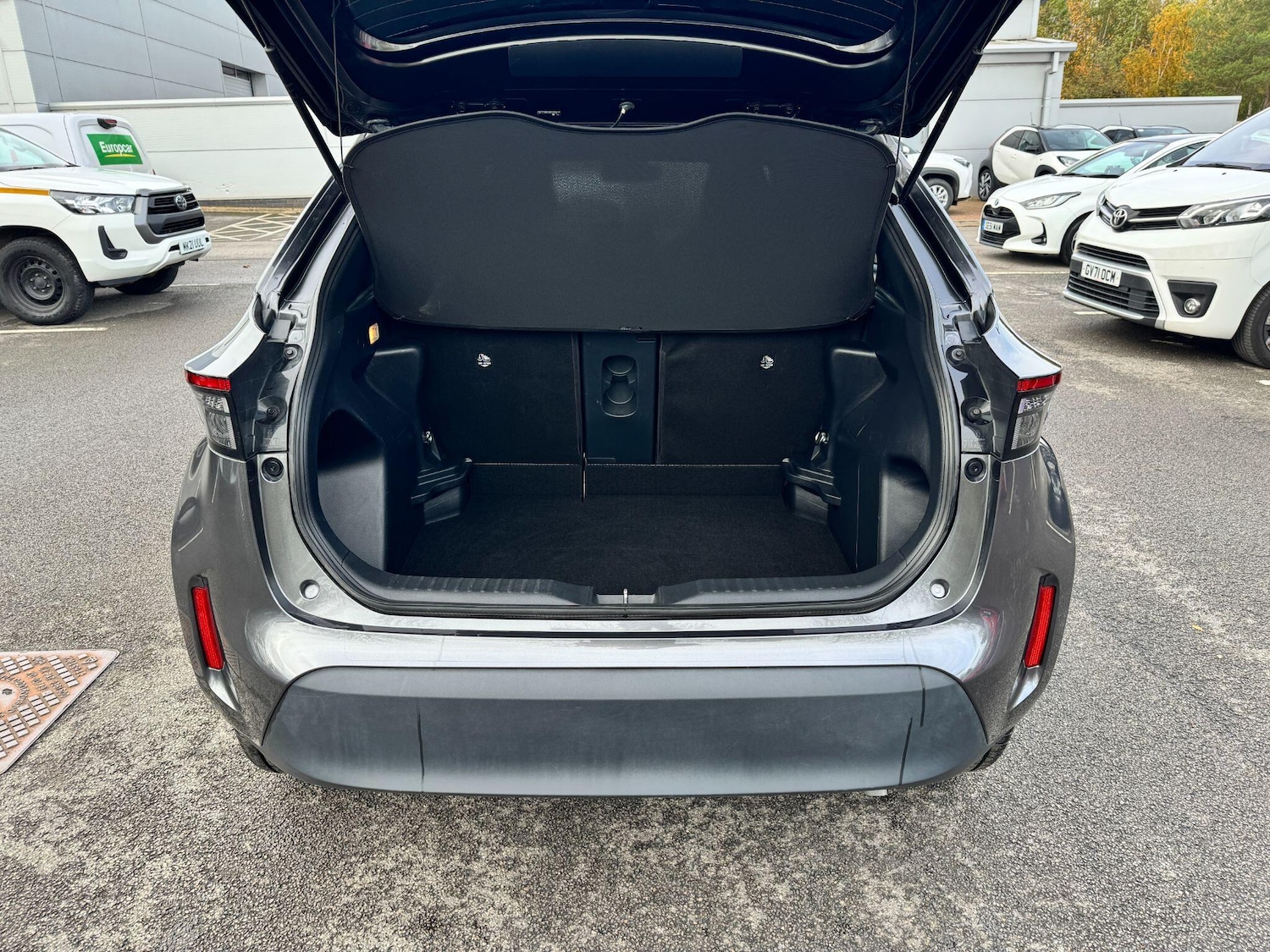 Used Toyota Yaris Cross 2023 for sale - 76422639: Photo 12