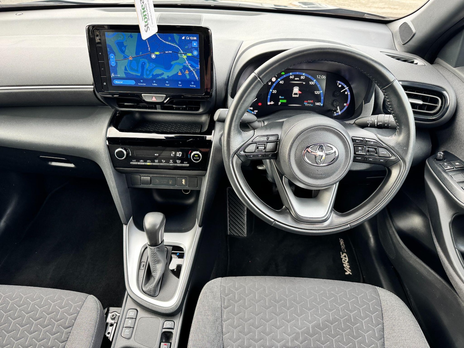 Used Toyota Yaris Cross 2023 for sale - 76422639: Photo 17