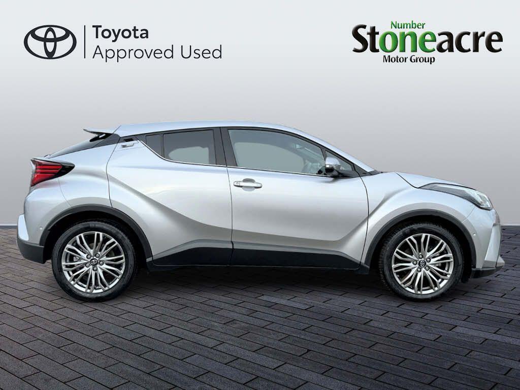 Used Toyota C-HR 2022 for sale - 76701242: Photo 2